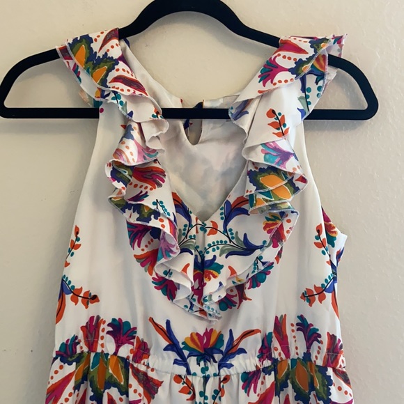 Woman's Ruffle V Neck Dress - Picture 2 of 5